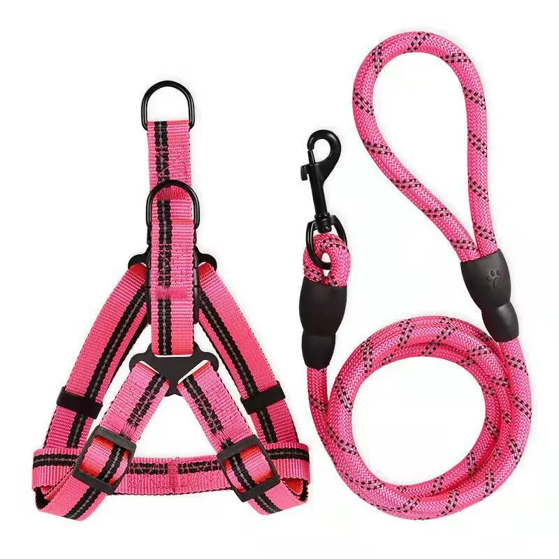 

Reflective Nylon Dog Harness Set with Soft Padded Handle Dog Rope Running Hiking Leash