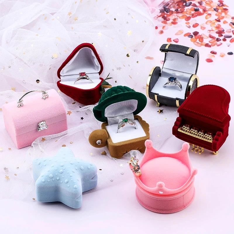 

Luxury Jewelry Gift Box Velvet Ring Box Gift Box Container Wedding Ring Box Ring Case Earring Holder For Jewelry Display Package