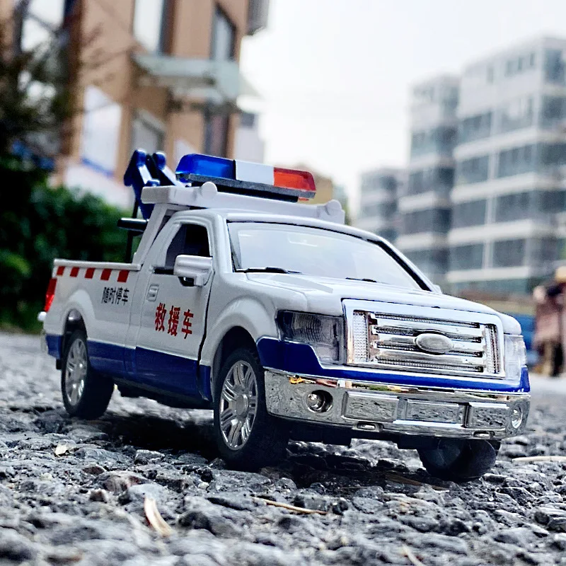 Подъемный кран с высокой имитацией 1:32 Сплав Тяговая модель спасательный трейлер