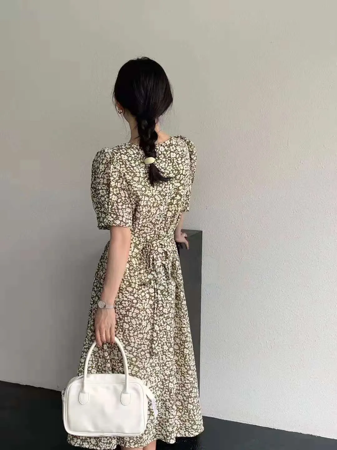 

VICONE Women Summer Vintage Lady Short Sleeve Floral Print Square Collar Beach Holiday Midi Dress Vestido 2021 New
