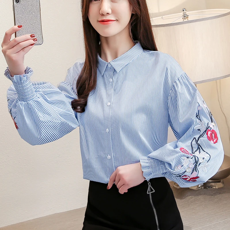 Женская полосатая блузка белая с длинным рукавом вышивкой 80H60 весна 2020|Блузки| |