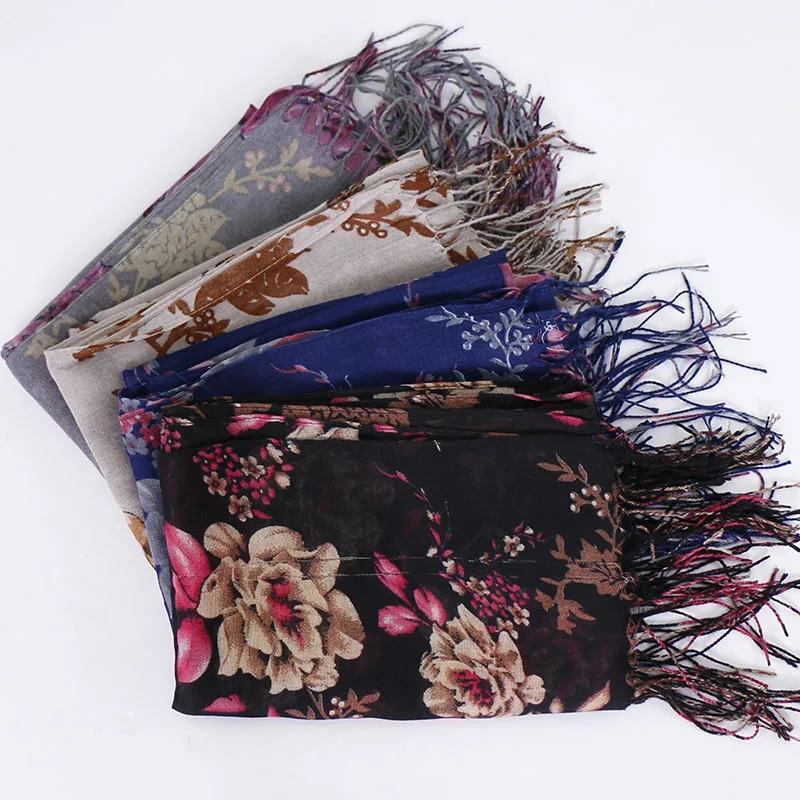 

Малайзия Новый Печатный закрученный искусственный край с бахромой шарф шаль продажа модный головной убор VS133