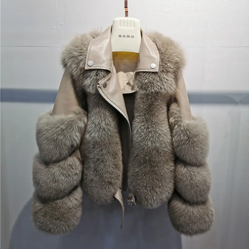 Женская теплая тонкая зимняя куртка из натурального меха Роскошная Шуба Лисьего