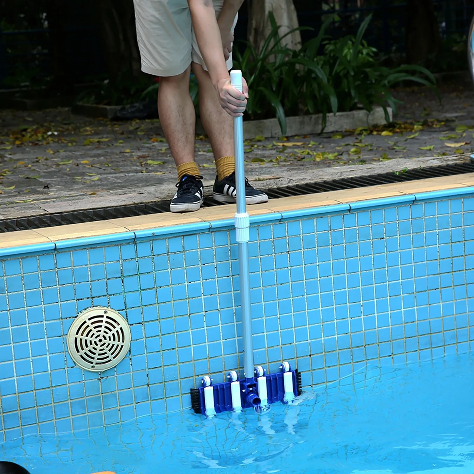 

Free Shipping Weighted-flex Vacuum Head-14-inch Brush Attachment Tool With Nylon Side Bristles Multifunction Pool suction head