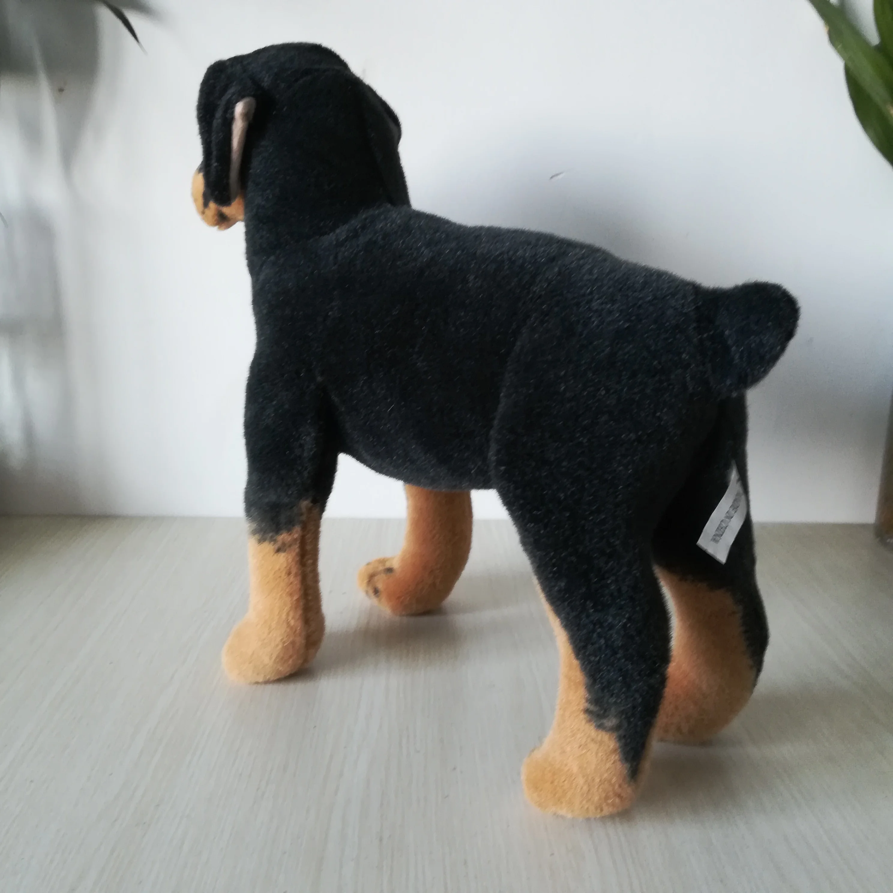 Игрушка Ротвейлер большой 38x35 см стоящая собака плюшевая игрушка подарок на день