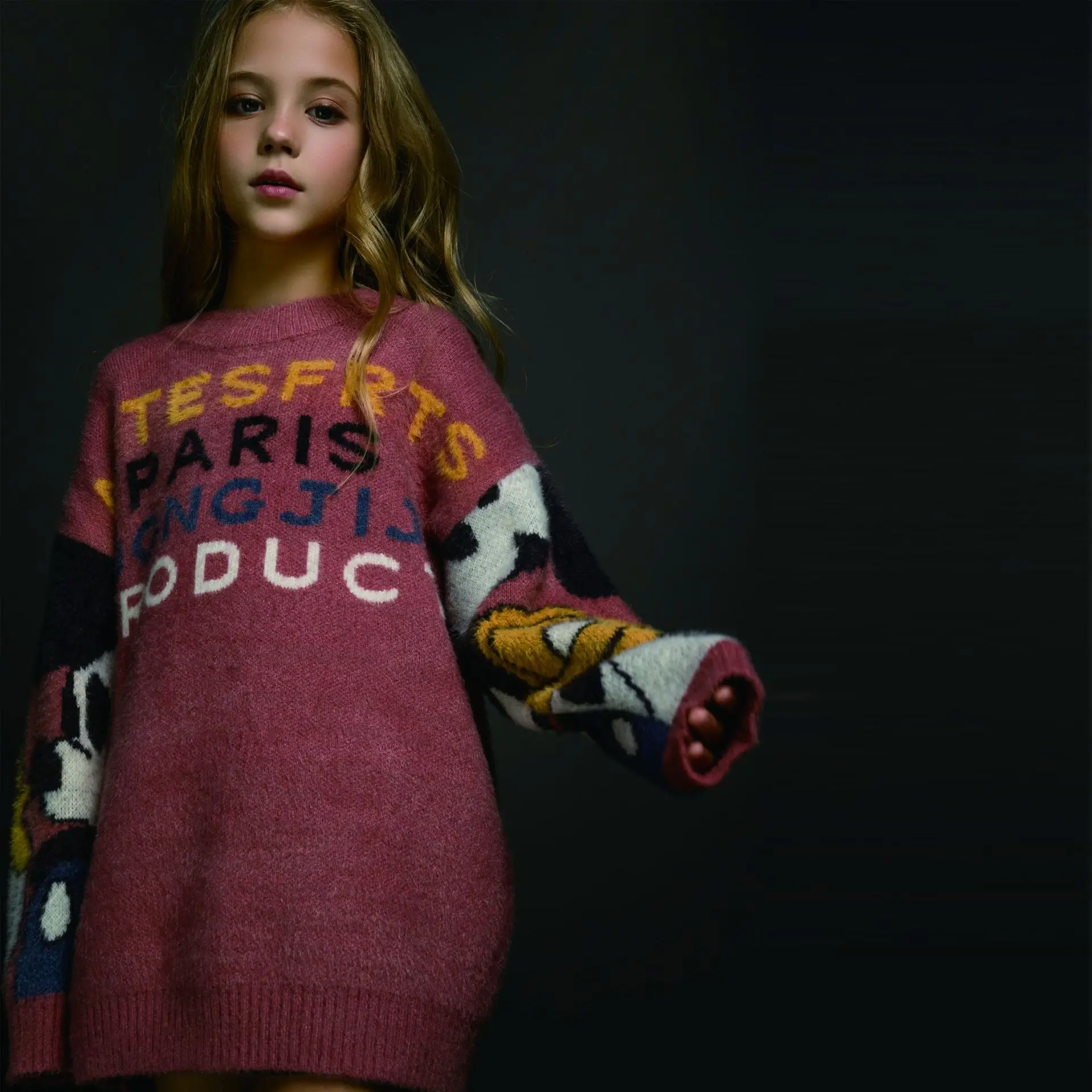 Новинка пуловер для девочек свитер модный детский с буквенным принтом сезон