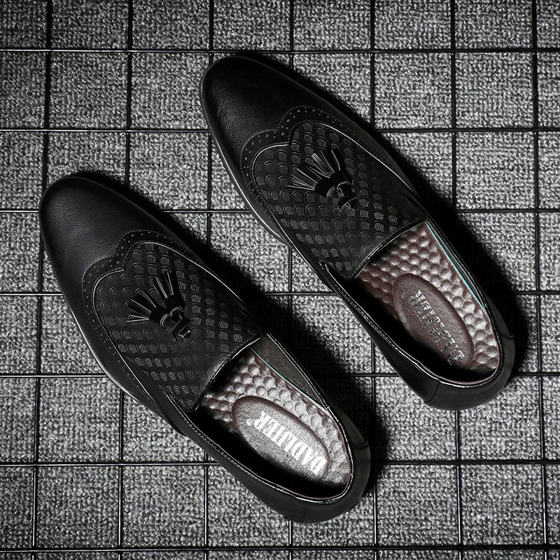 

Men Leather Loafers Brand Shoes Classic Tassel Brogue Mans Footwear Formal Shoes Casual Bullock Shoes Casual Shoes