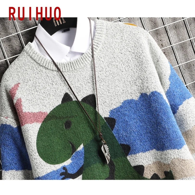 

RUIHUO Cartoon Dinosaurs Knitted Sweater Men Clothing Harajuku Sweaters Pullover Men Sweater Fashion Mens Clothes M-2XL 2021