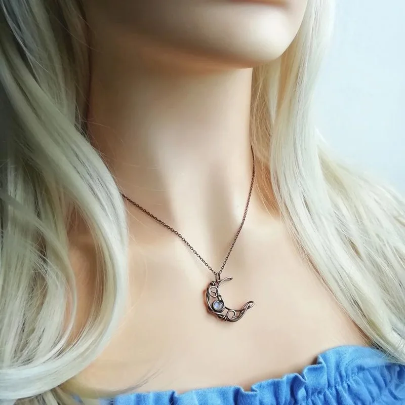 

Vintage Female Moon Long Pendant Necklace Charm Rose Gold Color Chain Necklaces For Women Cute White Moonstone Wedding Necklace