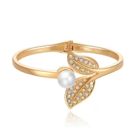 ornapeadia new leaf diamond studded color crystal light luxury jewelry pearl elegant alloy bracelet for women wholesale