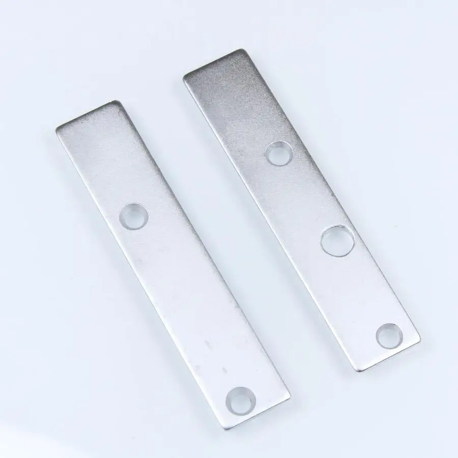 50WF2-029 50WF2-030 левый и правый боковая пластина для типичного TW3-341, LS-341 LS-341N-7 швейная машина Запчасти 231-00506 231-00605