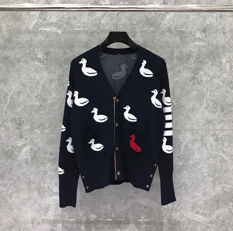 2020 Fashion TB THOM Brand Sweaters Men Women Slim Fit O-Neck Cardigan Clothing Striped Wool Duck Pattern Winter Casual Coat | Мужская