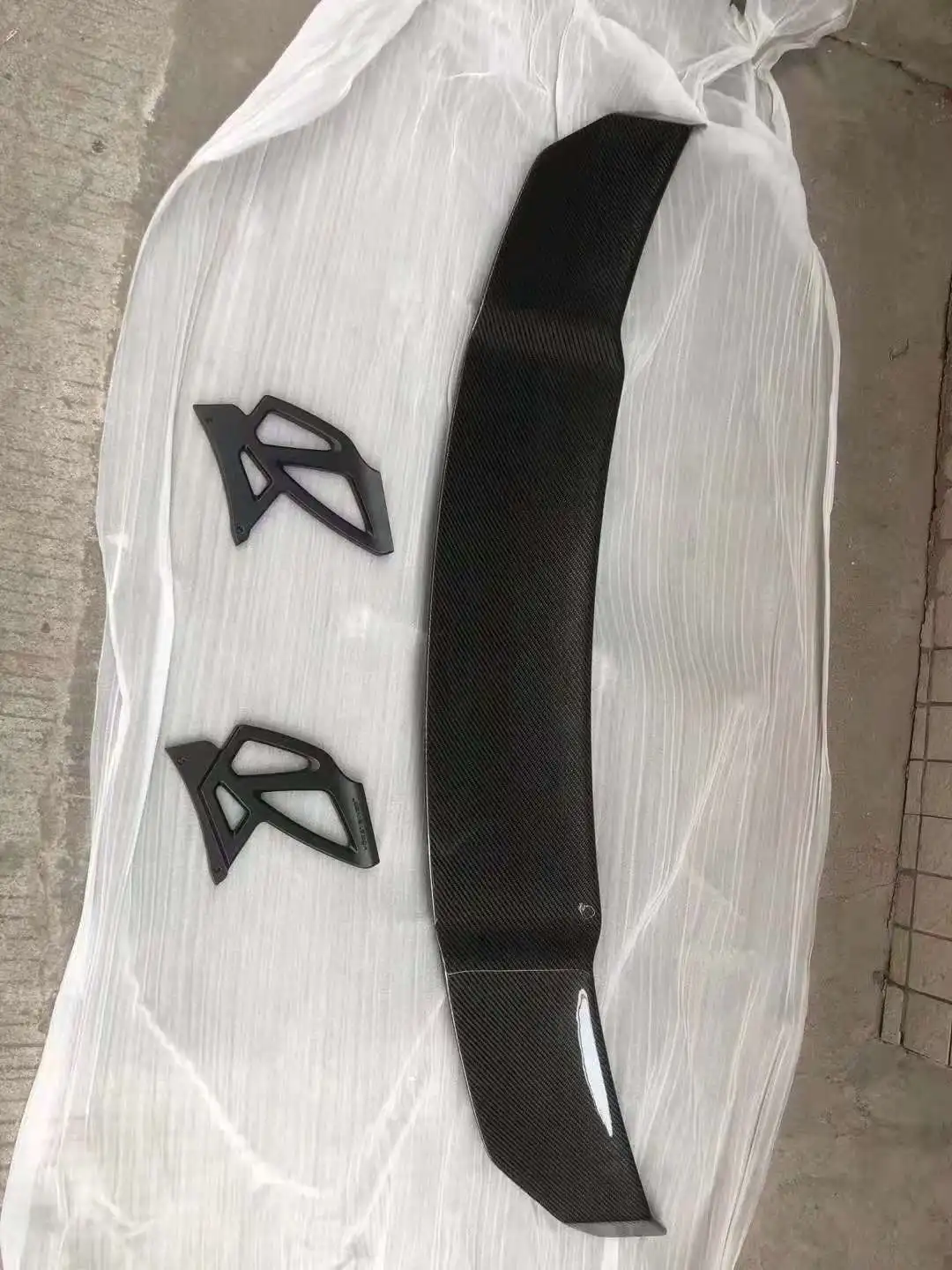 

E89 Carbon Fiber Vorsteiner style Car-styling Rear Wing Trunk Spoiler for BMW E89