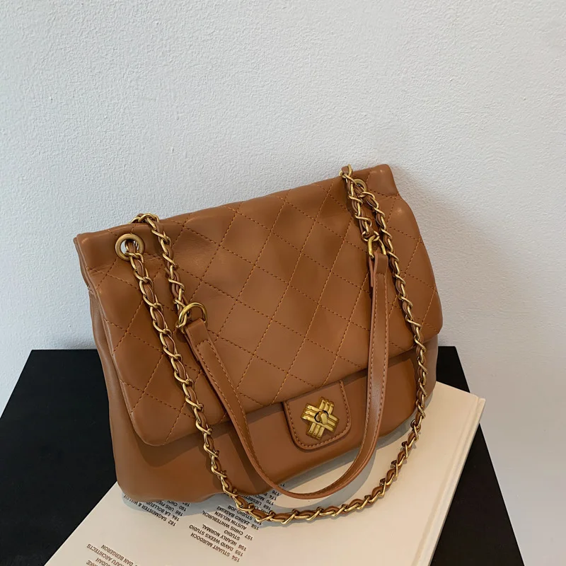 

2021 New Soft Leather Texture Small Fragrance Lazy Lingge Large Capacity Fashion Embroidered Thread Single Shoulder Messenge
