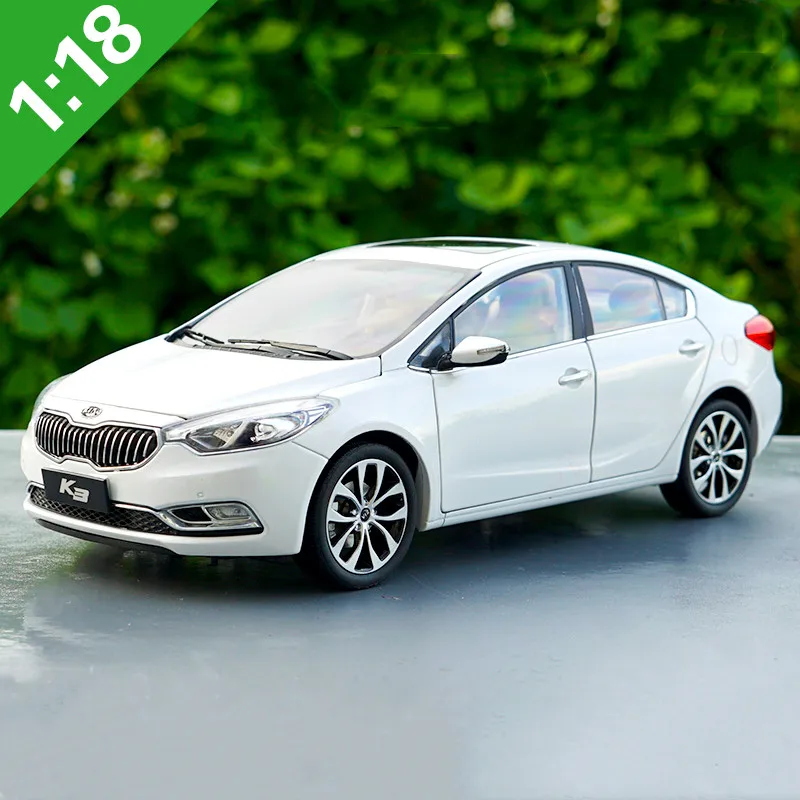 Высокое качество 1:18 Kia K3 модель автомобиля из сплава, высокая имитация литого металла Изысканные Подарки, Коллекционная модель