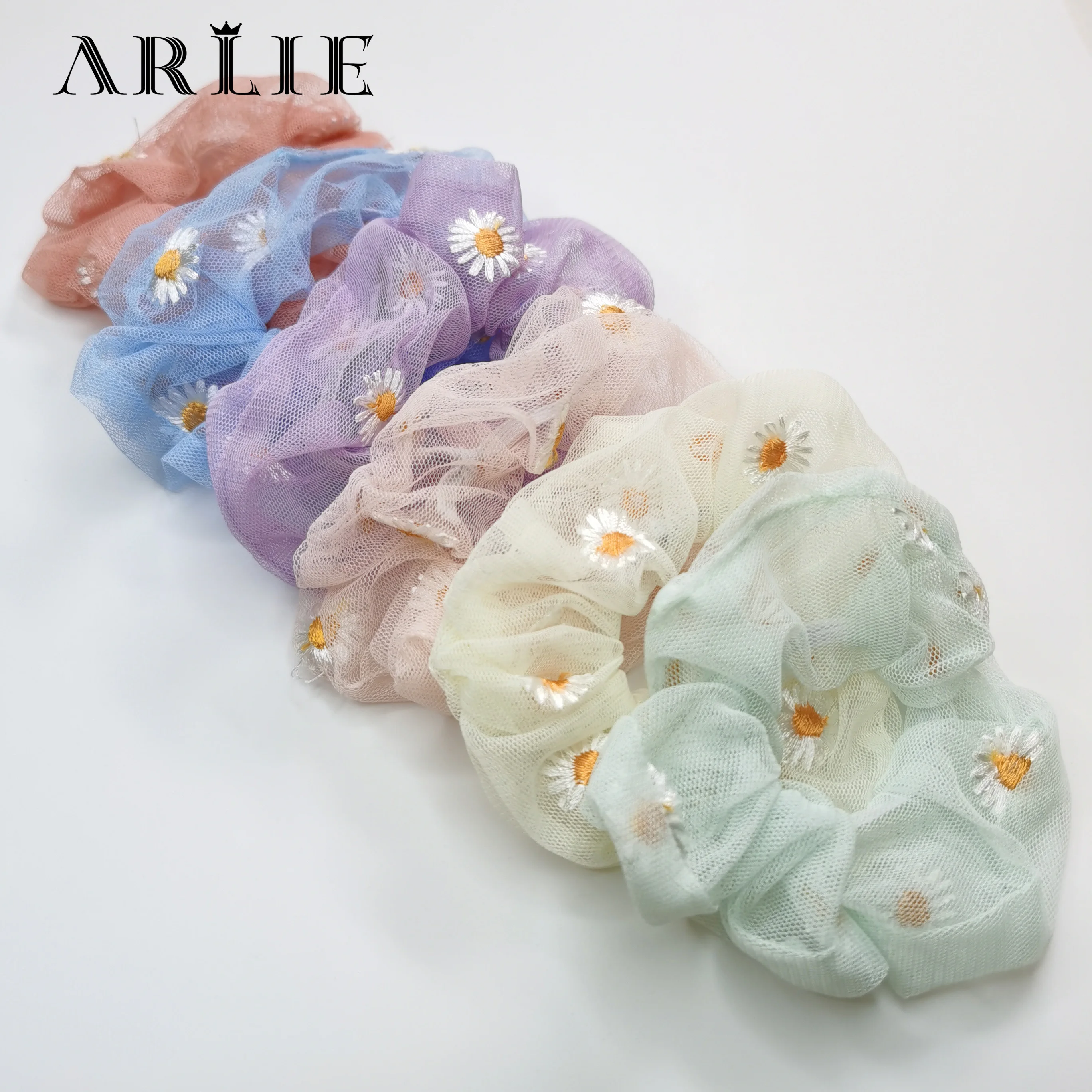 

1PCS Women Sweet Daisy Hairband Scrunchies Floral Hair Ties Rope Girls Ponytail Fashion Hair Accessories Rubber Band Headwear