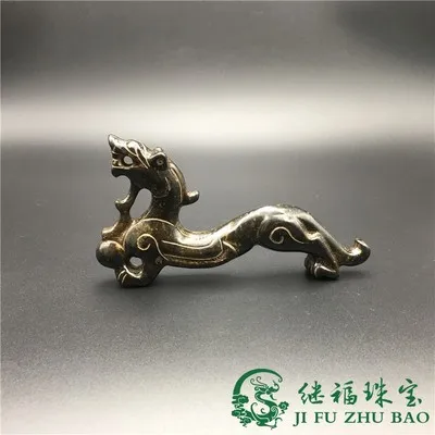 

Exquisite old Xiuyu Dragon penholder ornament