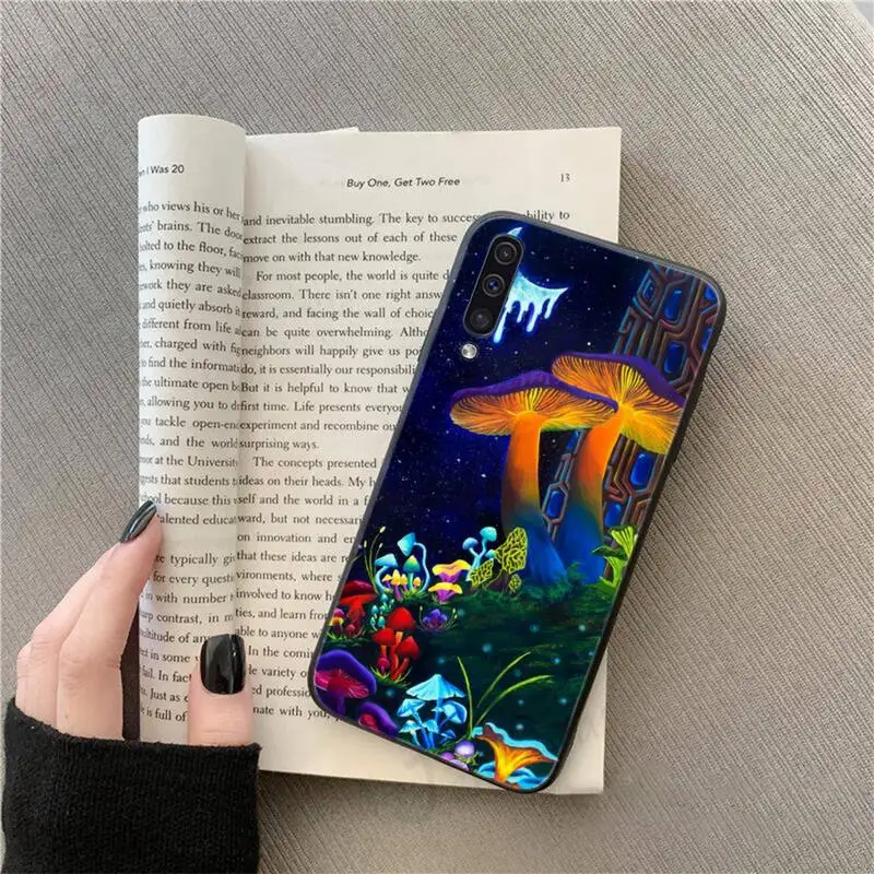 

Psychedelic Mushroom Trippy Art Phone Case For Samsung galaxy S 9 10 20 A 10 21 30 31 40 50 51 71 s note 20 j 4 2018 plus
