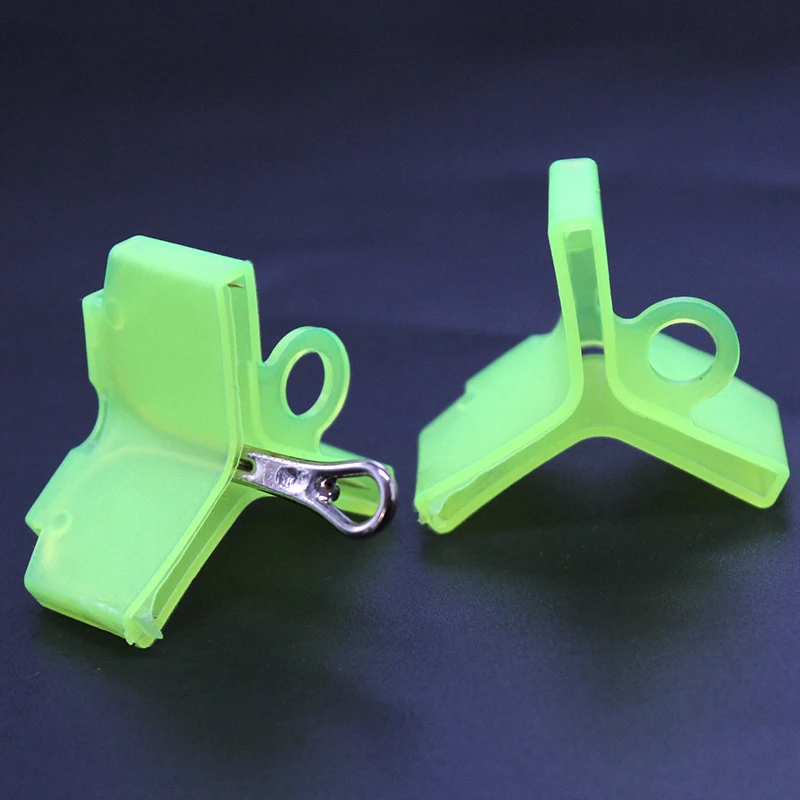 Трехкрючковый чехол для защиты от подвешивания слишком плотной рыболовной оснастки, инструмент для рыбной ловли в 6 размерах, 50 штук, безопасный и прочный.