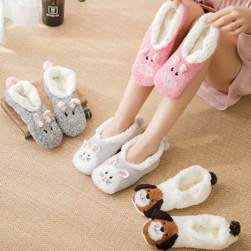 Меховые тапочки Женские короткие плюшевые зимние Домашние с героями