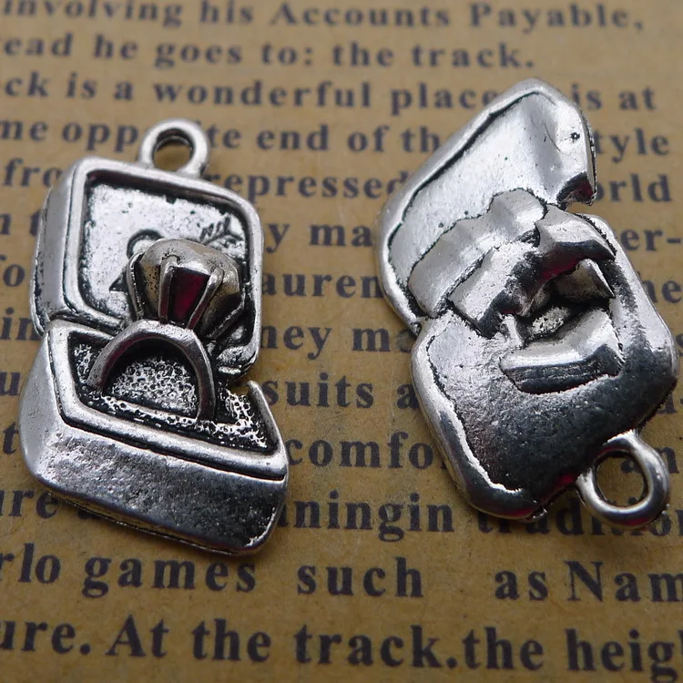 

Designer Charms For Bracelets Ring Gift Charms Antique Silver Color 13x21mm 10 Pieces