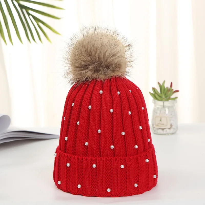 Зимняя шапка с бисером женские теплые черные облегающие шапки мягкие однотонные