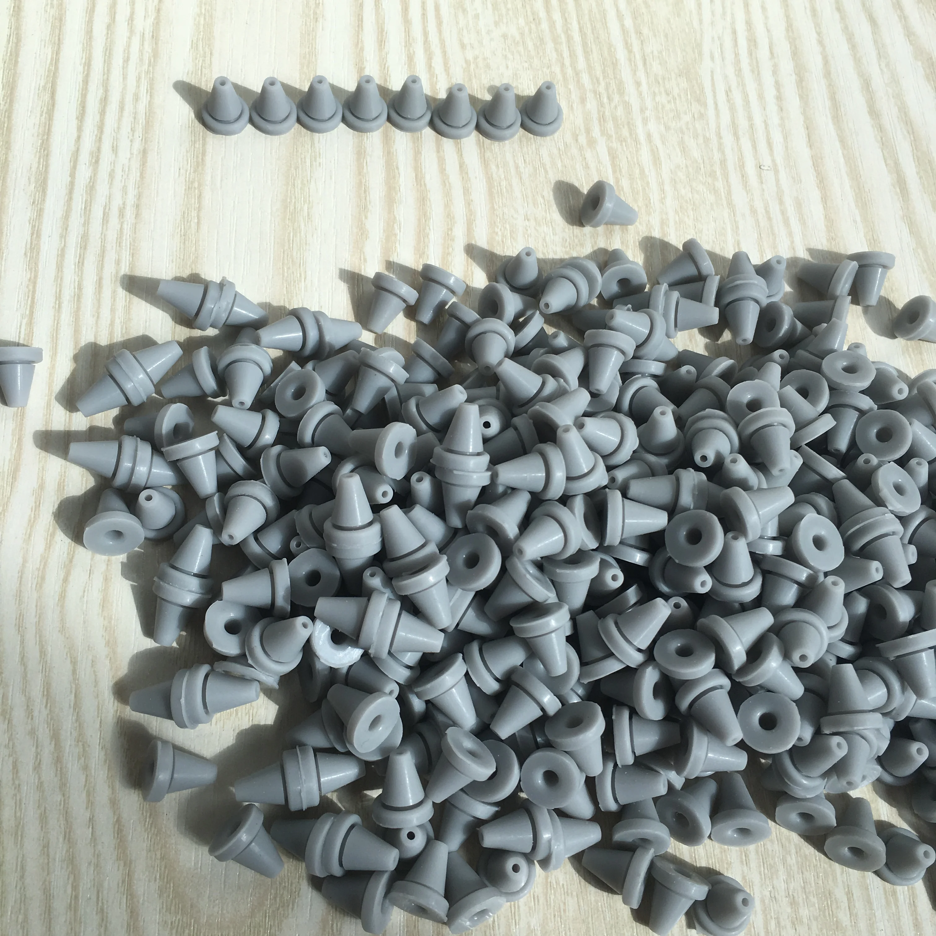 Shower Head Accessories Silicone Nail Tips Water Sprinkler Top Spray Parts Dispensing Granules 100pcs/lot | Обустройство дома