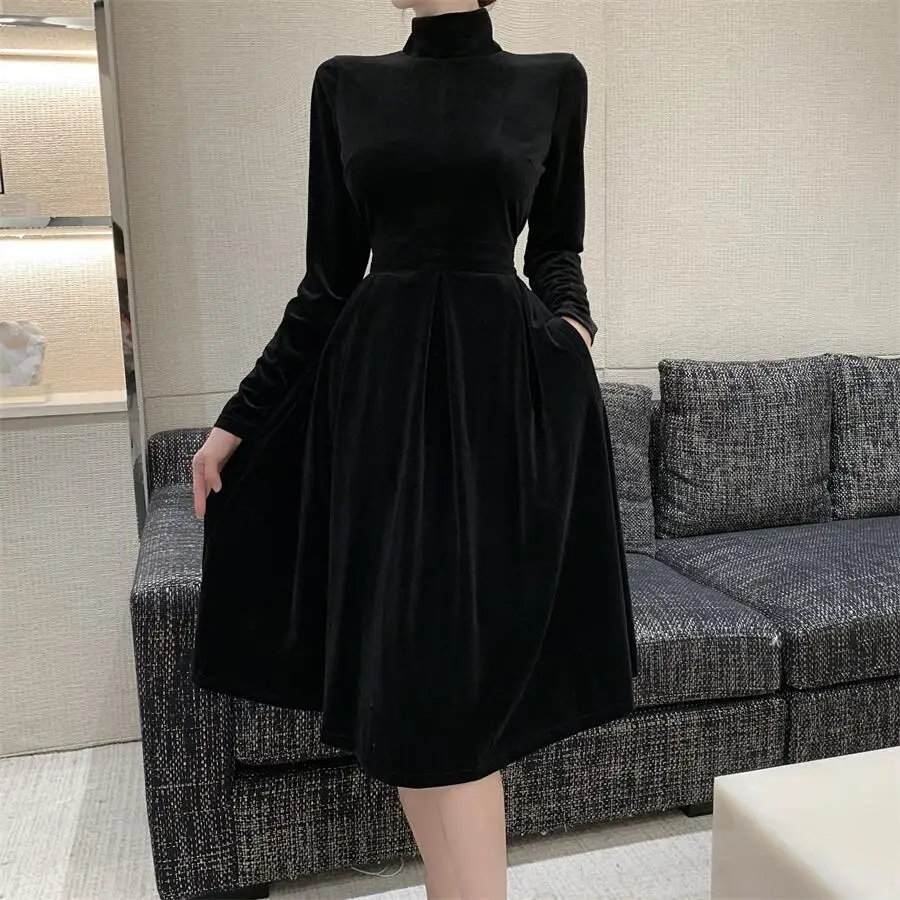 Платье-водолазка женское бархатное с высокой талией винтажное | Женская одежда