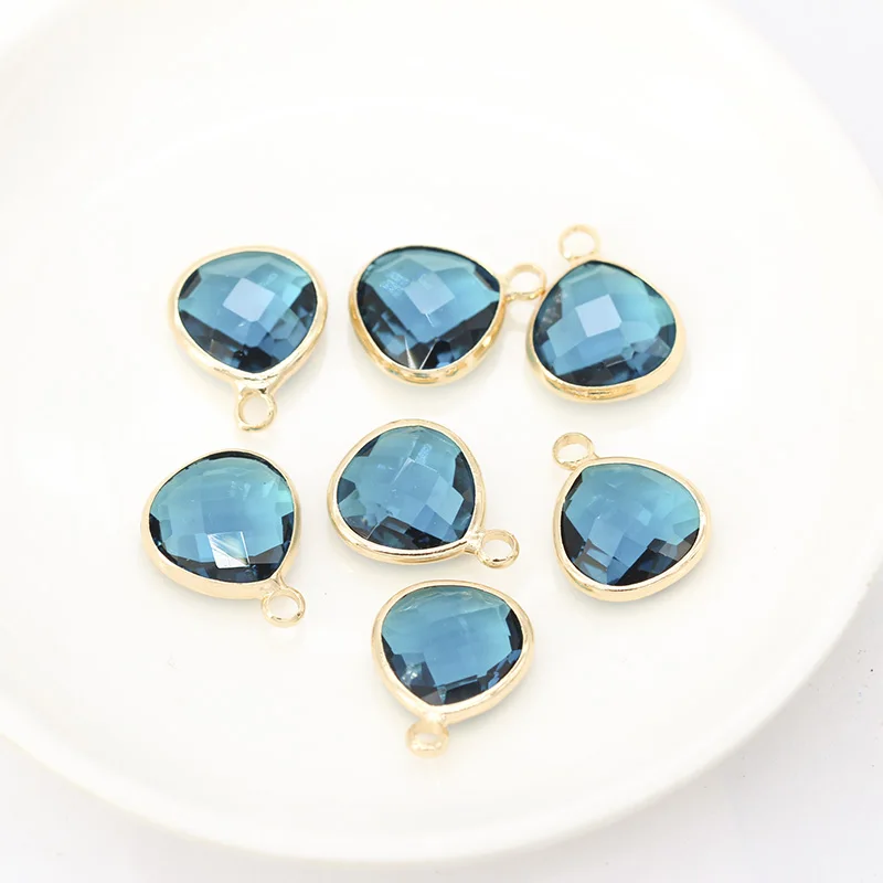 capri blue 12p12x13mm Ассорти Сердце Граненый кристалл Обрамленный Подвески со стеклянными шармами соединители серьги фурнитура ювелирные изделия Одежда металлические бусины - Цвет: capri blue