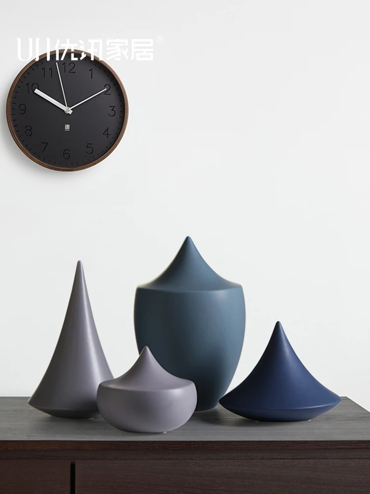 

Креативная фигурка ручной работы, Геометрическая Современная Скандинавская фигурка для гостиной, настольный керамический декор, домашний ...