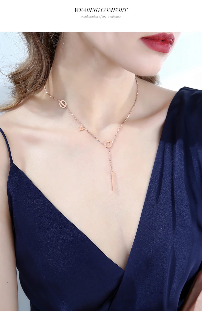 Любовь алфавитное ожерелье для женщин хит продаж титановая сталь розовое золото