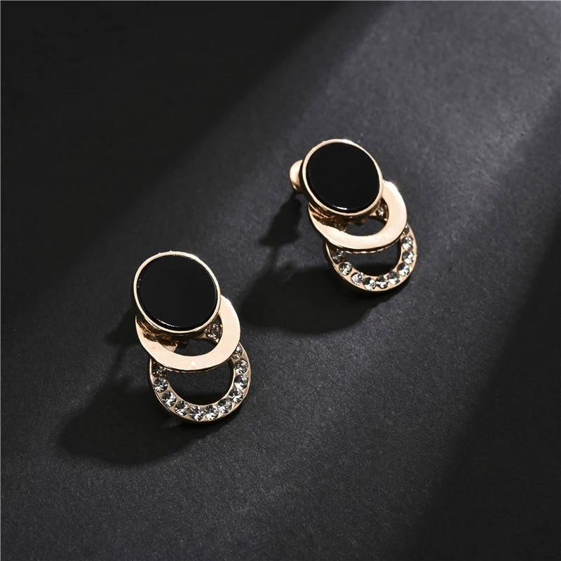 

New Design Fashion Charm Crystal Stud Earrings Geometric Round Circle Shiny Rhinestone Big Earring Jewelry Women Gift