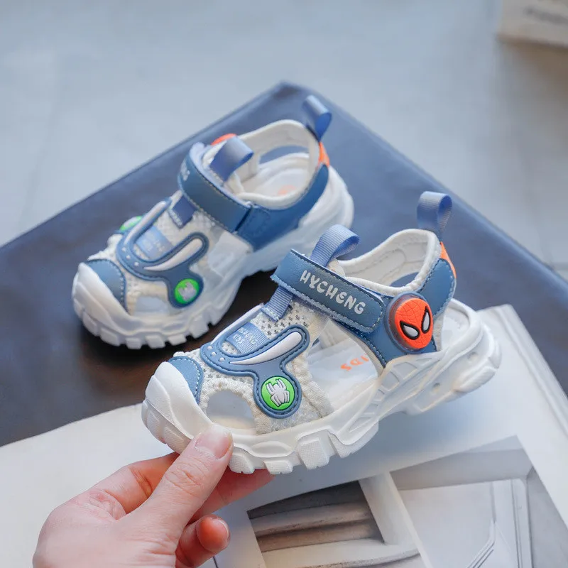 

New 2021 Arrival Children Footwear Closed Toe Sandals For Little And Big Sport Kids Summer Shoes Luminous casual shoes