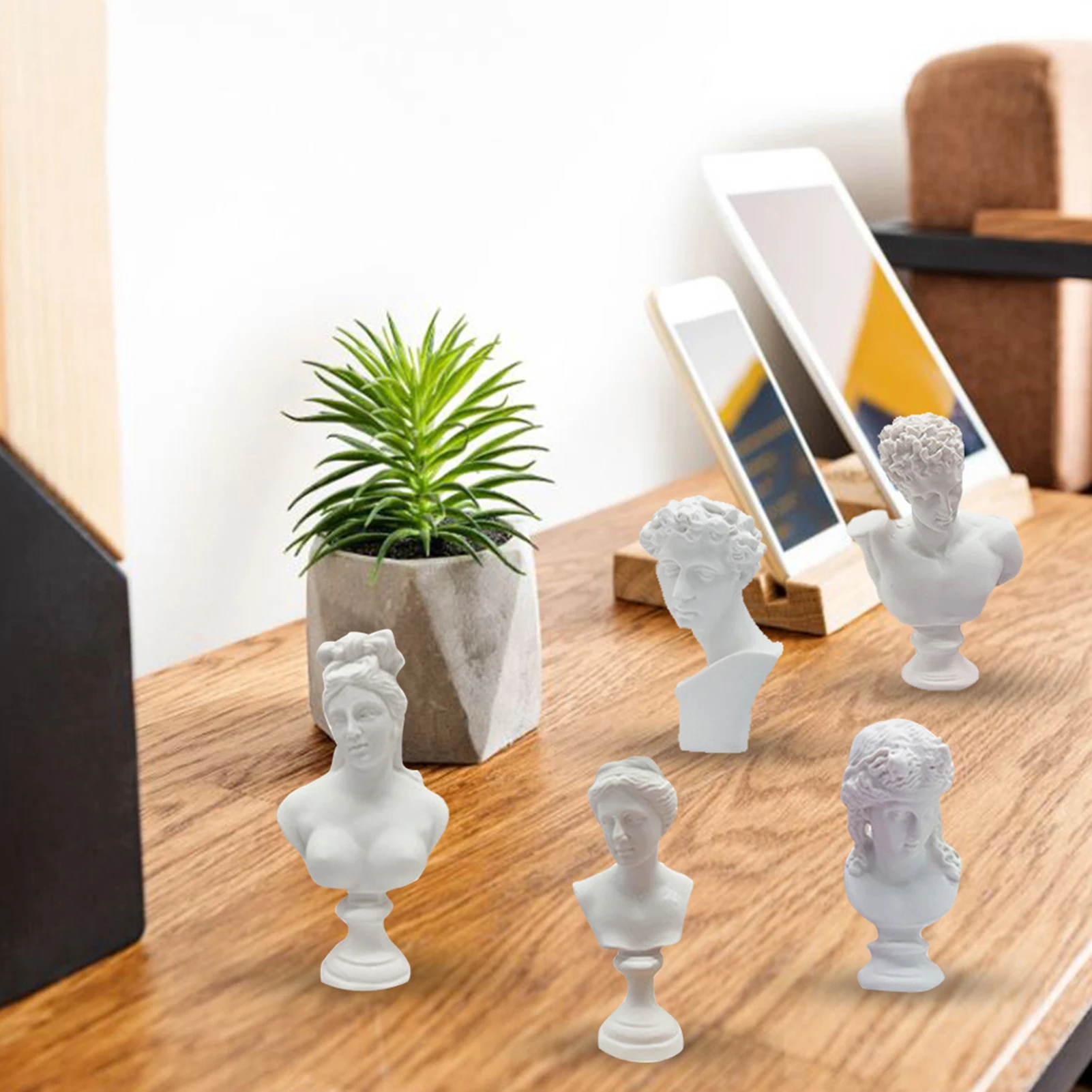 

3D Nude Female Body Silicon Mold With Broken Arm DIY Aroma Candle Nude Woman Bust Mould Handmade Body Art Crafting Plaster Decor