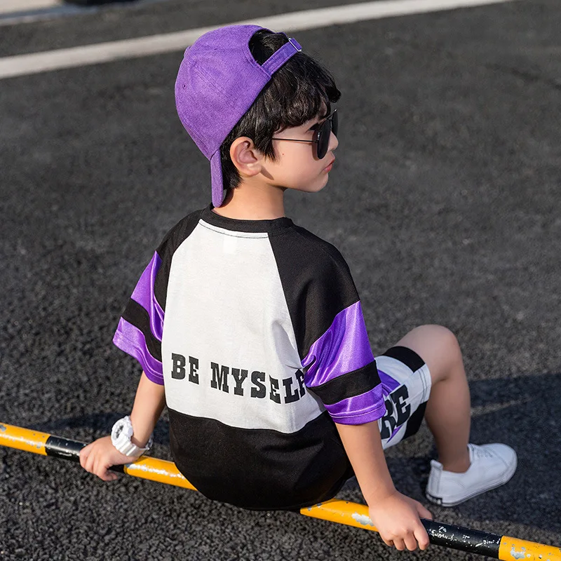 

Kids boys summer short-sleeved suit spell color letters printed T-shirt + Shorts 2pcs sets of new big virgin suit 4-12 years old