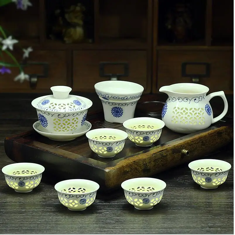 

Набор Theepot 9 штук кунг-фу ты, керамическая чашка для чая, сине-белая чайная чашка, костяной фарфор GaiWan, чайное море, фарфоровая филета