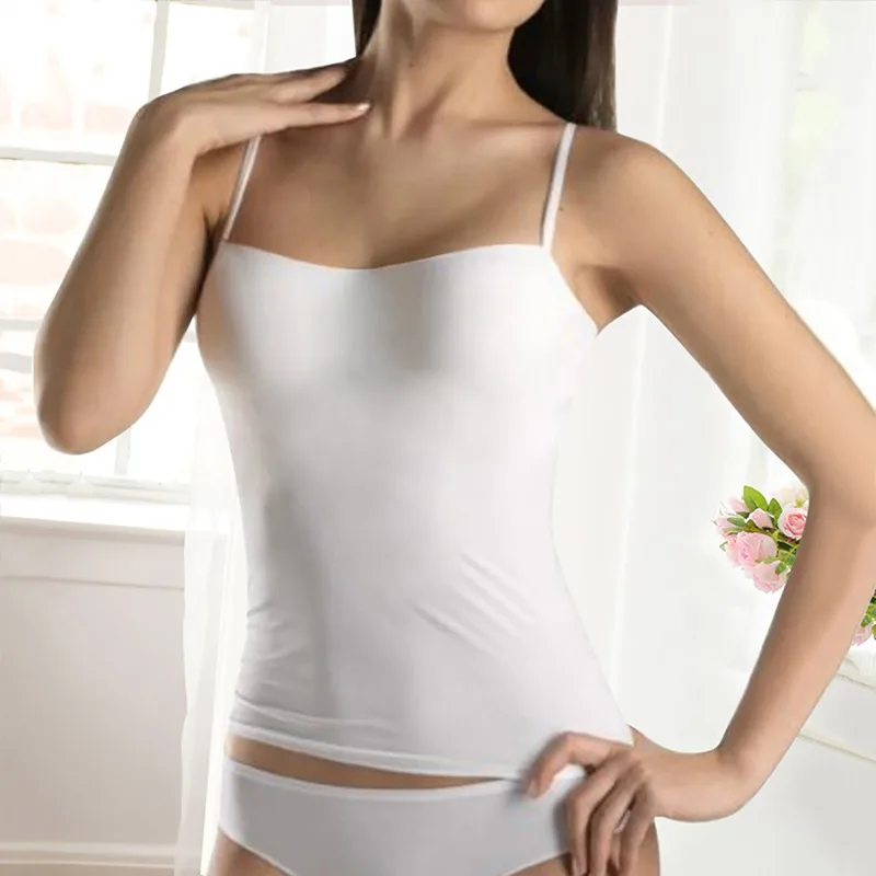 Майка женская тонкая универсальная пикантный однотонный топ на бретелях базовая