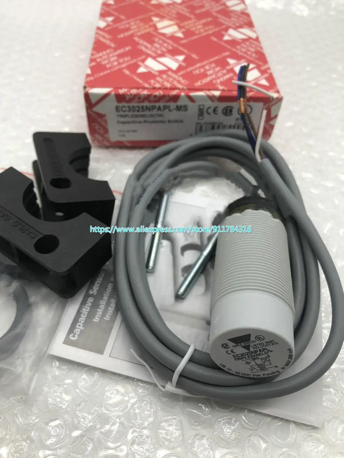 

100% Новый оригинальный Карло бесконтактный выключатель EC3016TBAPL-6
