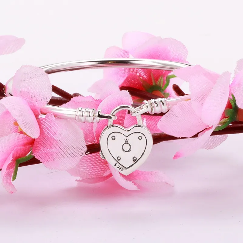 

100% 925 Sterling Silver Pan Bracelet Shiny Heart-shaped Texture Chain Pan Bracelet Fit European Charm Bracelets Women Jewelry