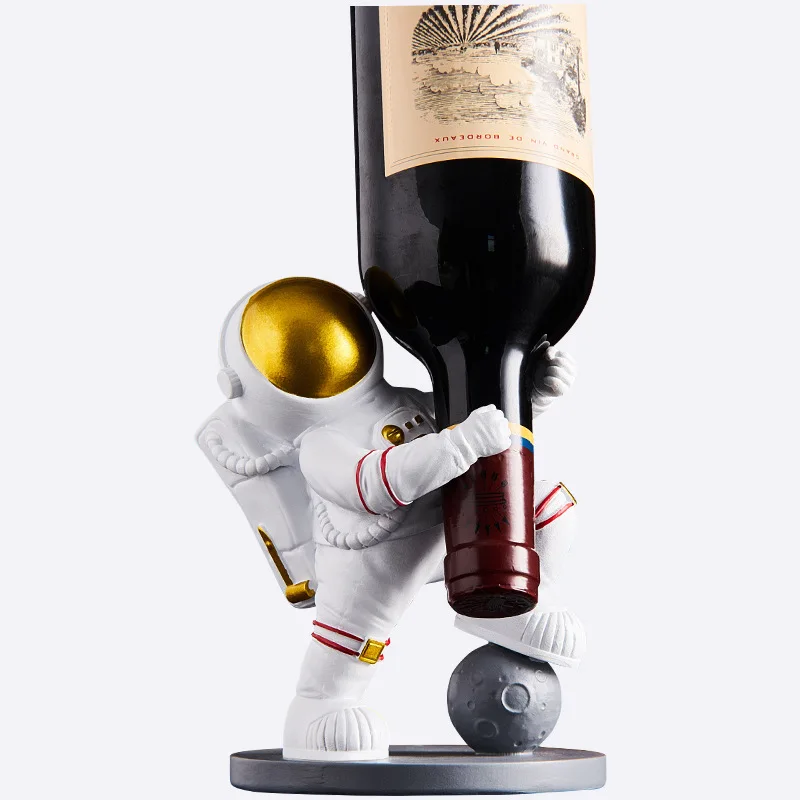 

Modern minimalist astronaut astronaut wine rack ornaments creative home living room wine cabinet decoration crafts