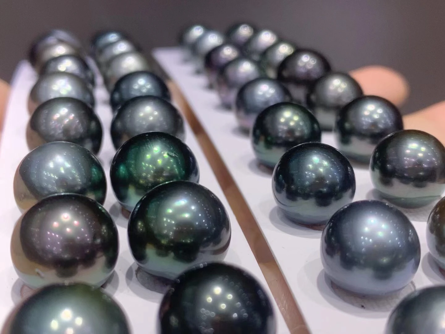 

10 шт./лот, Размер 11-12 мм, настоящий натуральный черный Таити, свободный жемчуг круглой формы для изготовления подвесок «сделай сам», кольцо, серьги, ожерелье, браслет