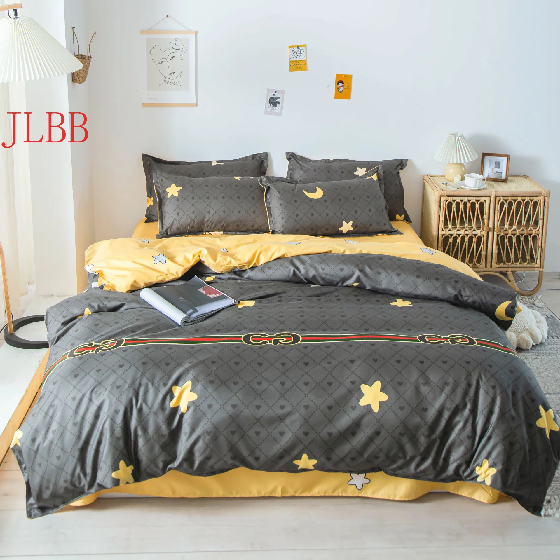 

Комплект постельного белья из 4-х предметов, с хлопковым покрытием, простыней и наволочкой