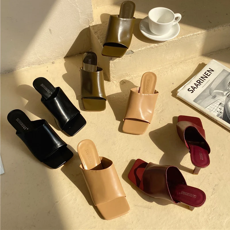 Женские шлепанцы на высоком каблуке 7 см Темно-зеленые туфли без задника Летние