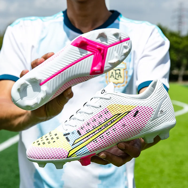 

Hot Sale Ultralight Soccer Shoes Men Outdoor FG/TF Boys Football Ankle Boots Non-Slip Soccer Cleats Sneakers Sports Shoes Unisex