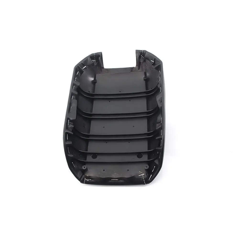 Замена крышки подлокотника центральной консоли из синтетической кожи для VOLVO XC90