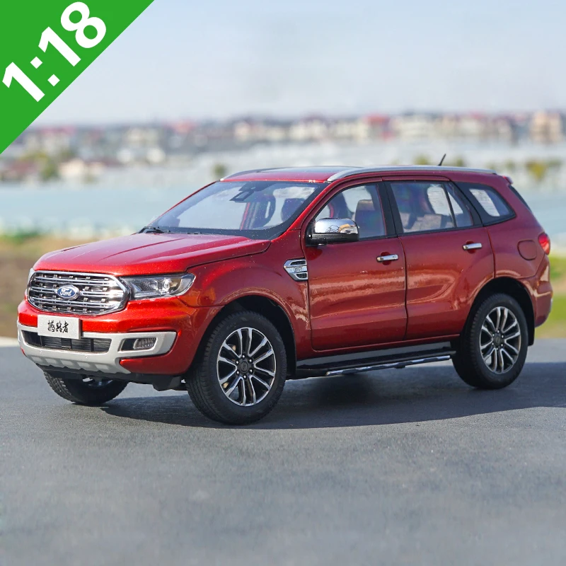 Высокотщательная модель автомобиля 1:18 FORD U375 SUV из сплава статическая