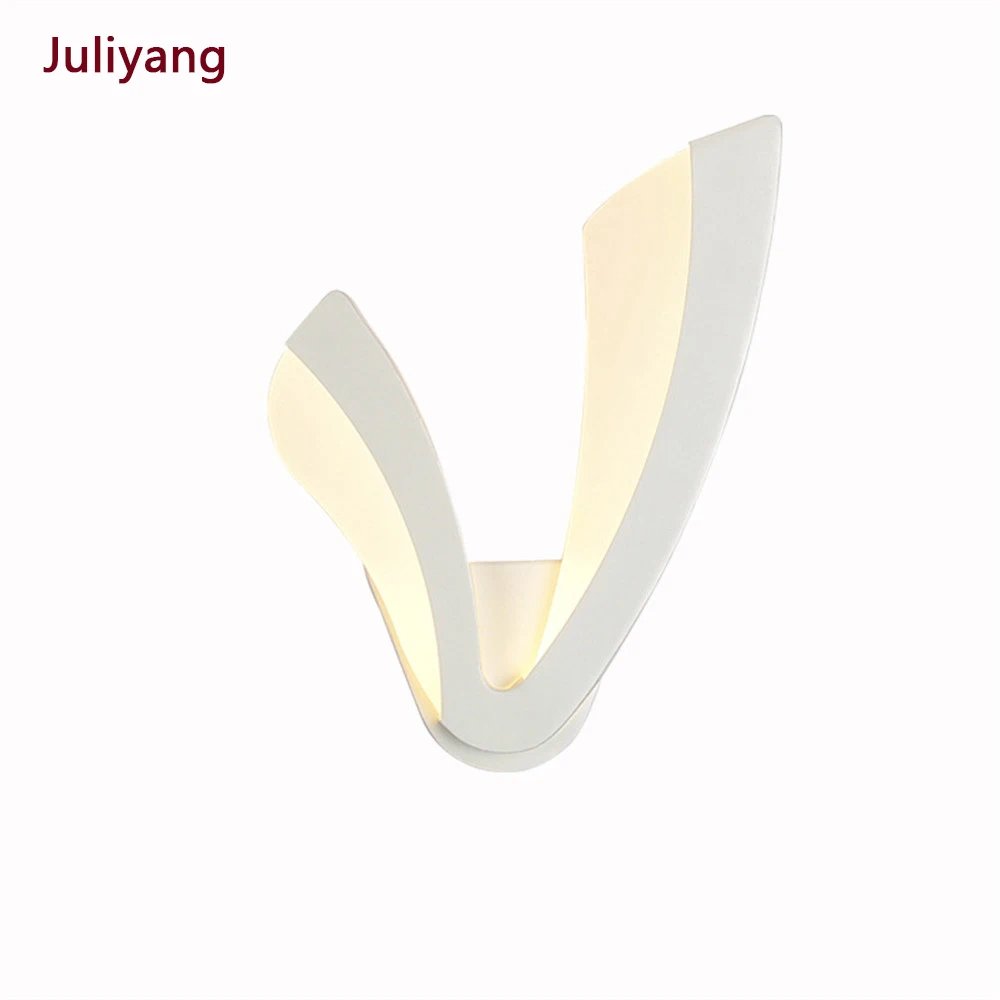 Простой креативный светильник в стиле постмодерн бра с V-образным одуванчиком