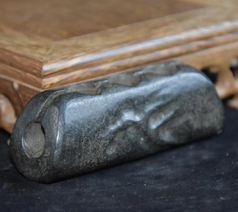 

Hongshan culture archaize black iron meteoritesculpturelock statue