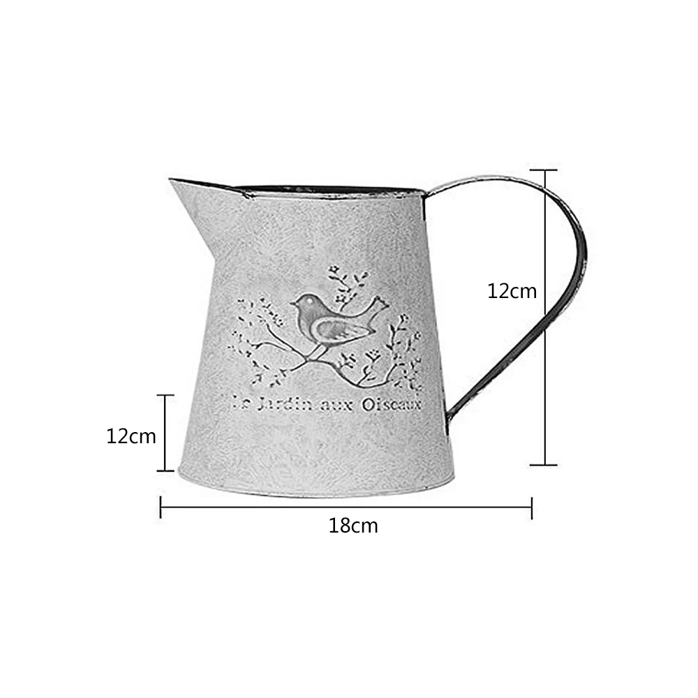 

Retro Wrought Iron Flower Arrangement Water Bottle Flower Bucket Flower Ornament