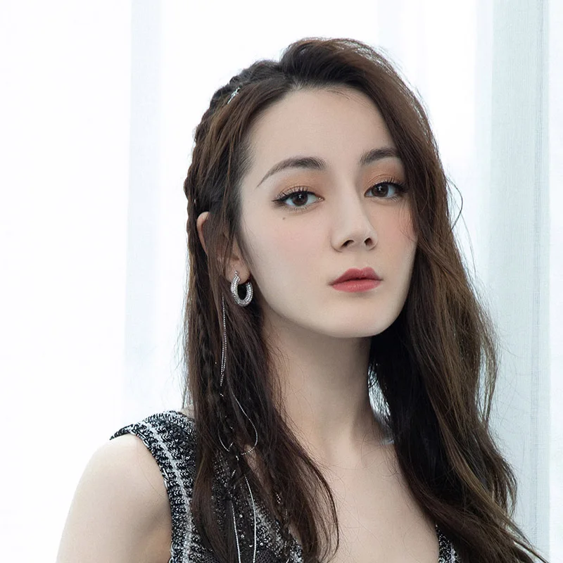 

S925 silver needle micro-inlaid zircon circle earrings temperament simple circle earrings hot bar with earrings hip-hop cool